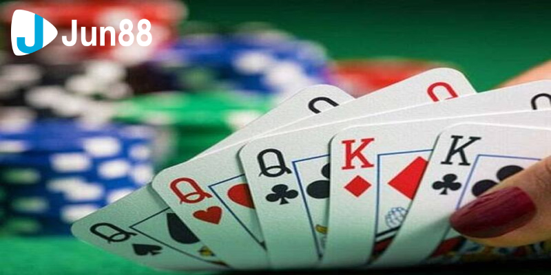 Kiểm soát tay thuần thục có thể xào bài gian lận mà không bị phát hiện